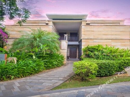 Гостиница Wanda Reign Resort & Villas Sanya Haitang Bay в Санье