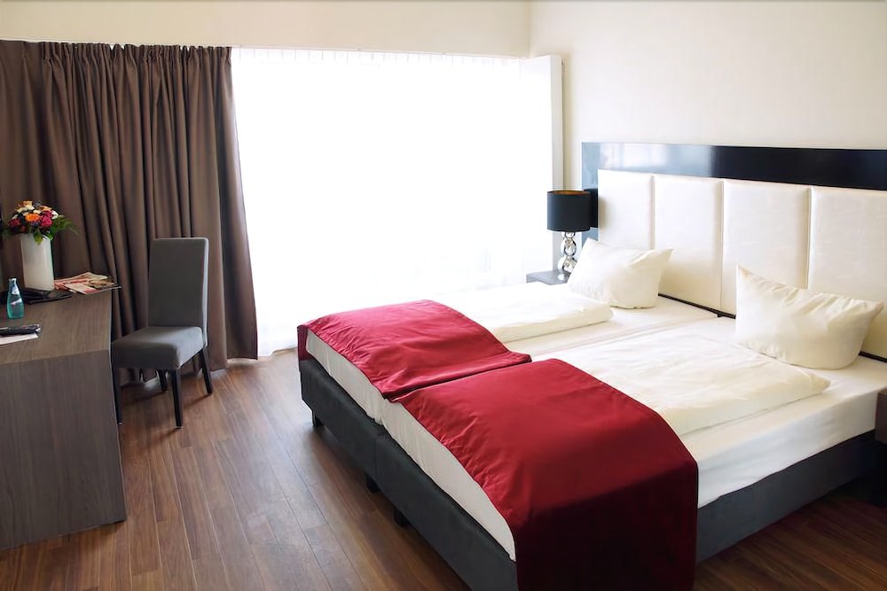 Фото Milbor Hotel