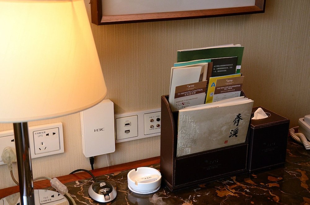 Фото Lakeview Hotel Hangzhou