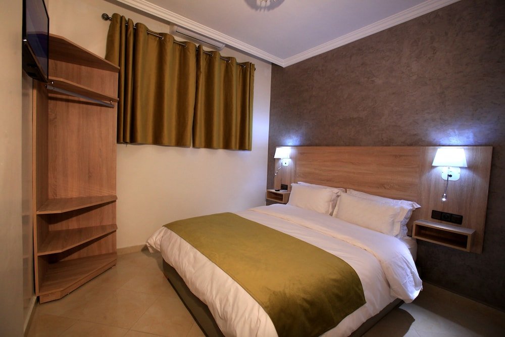 Фото Hôtel Ichbilia