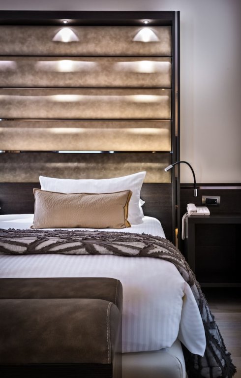 Фото Hotel The Square Milano Duomo