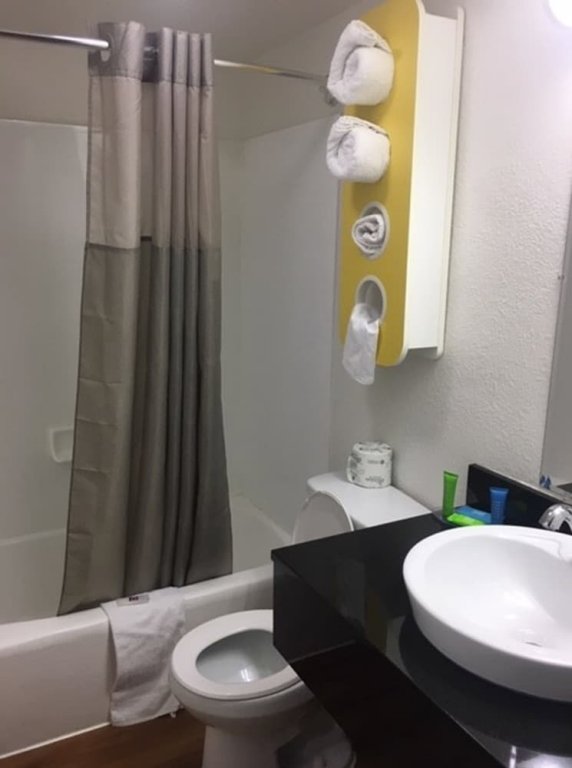 Фото Motel 6 Phoenix, Az - West