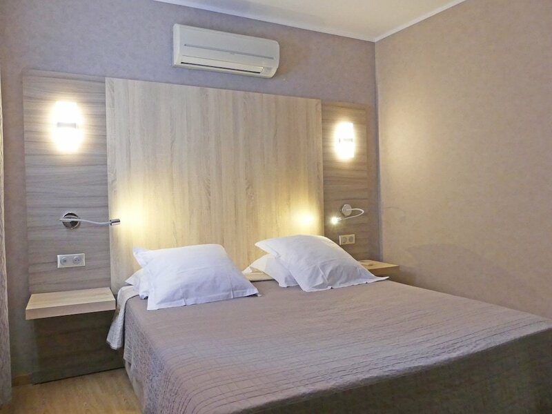 Гостиница Hôtel Le Lido