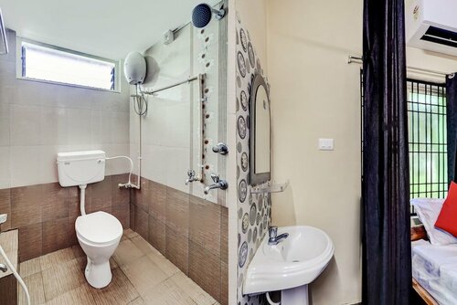 Гостиница Oyo 60003 Hotel Santosh в Бхубанешваре