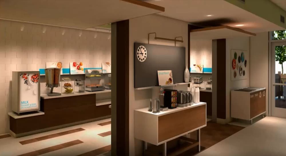 Фото Holiday Inn Express & Suites Oklahoma City Airport, an Ihg Hotel