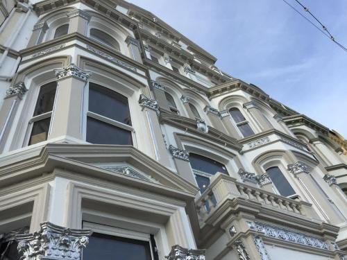 Фото Halvard Hotel