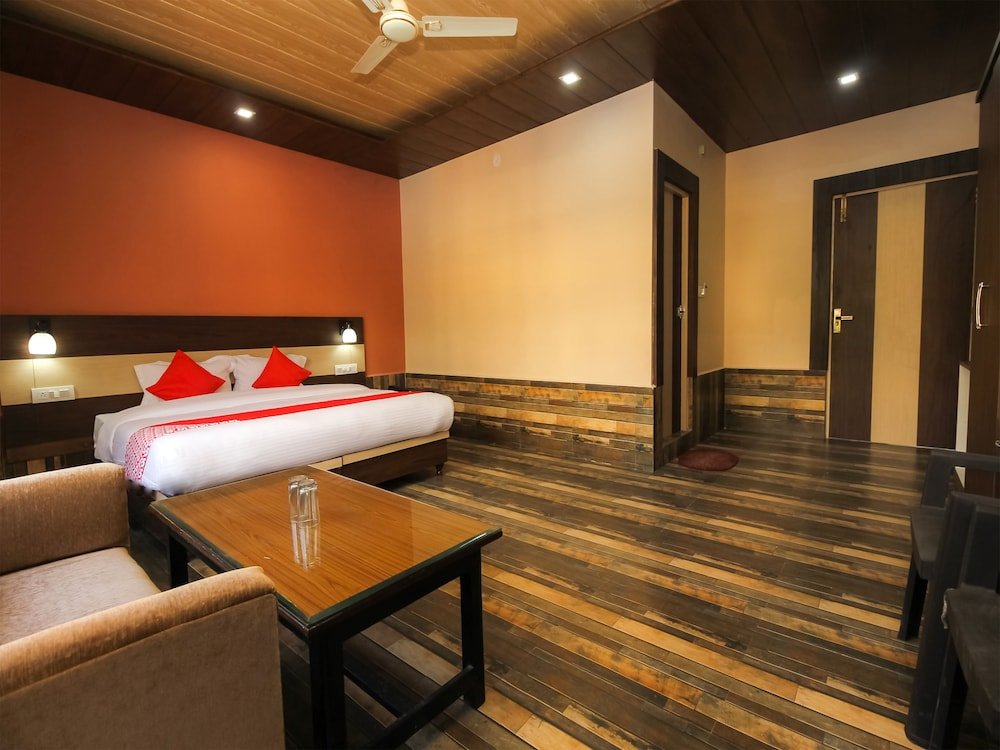 Фото Oyo 26672 Funky Town