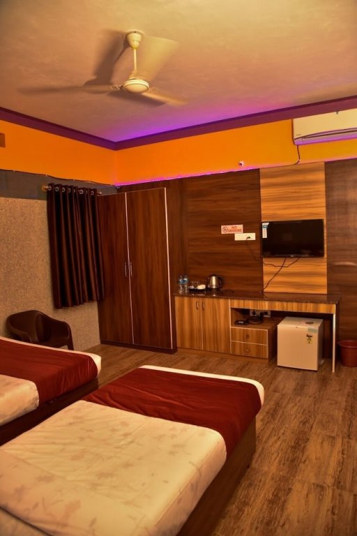 Фото Sree Varada International