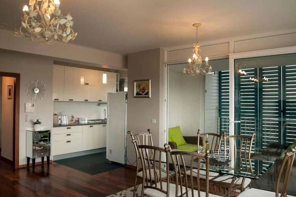 Фото Sunset Penthouse Apartment with Hot Tub