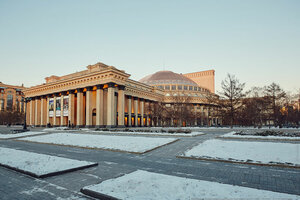 Театр Новосибирский театр оперы и балета, Новосибирск, фото
