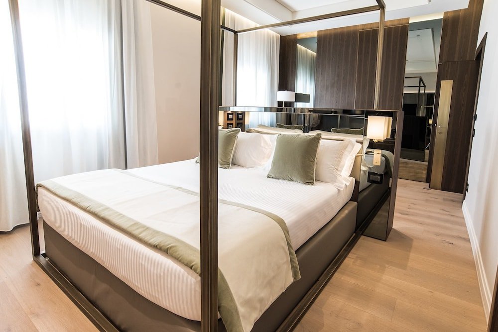 Фото Messori Suites