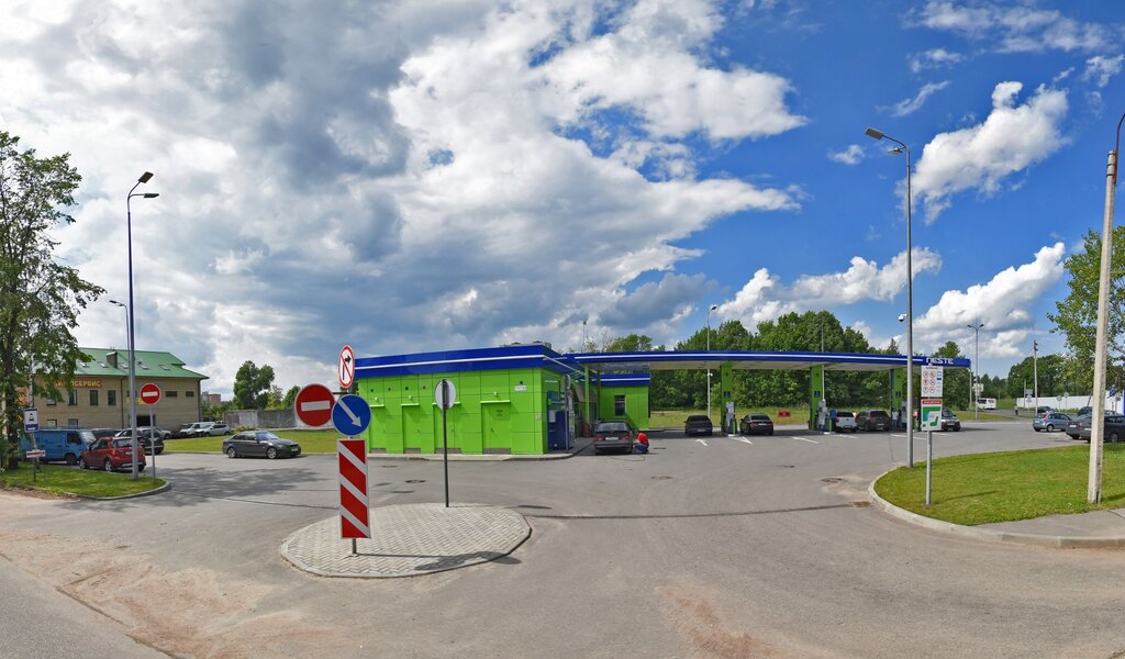 Gas station Neste, Gatchina, photo