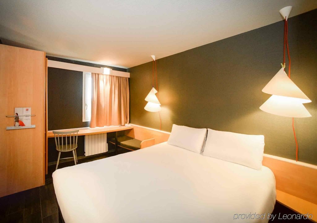 Фото Ibis Saint-Lô La Chevalerie