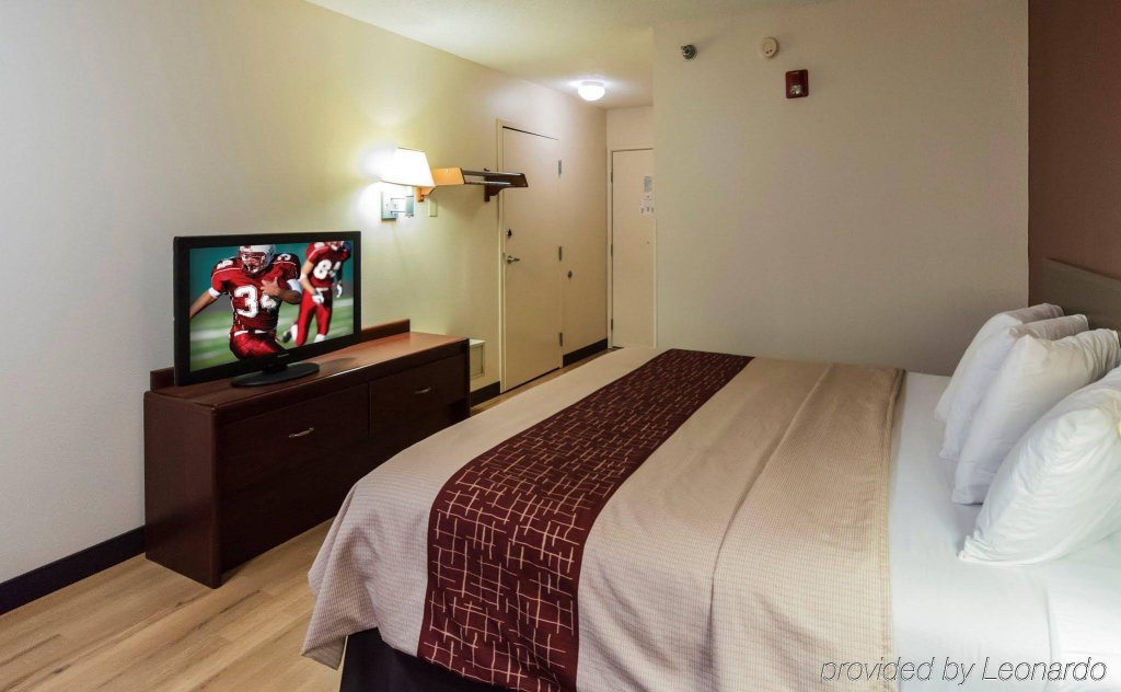 Фото Red Roof Inn Raleigh Southwest - Cary