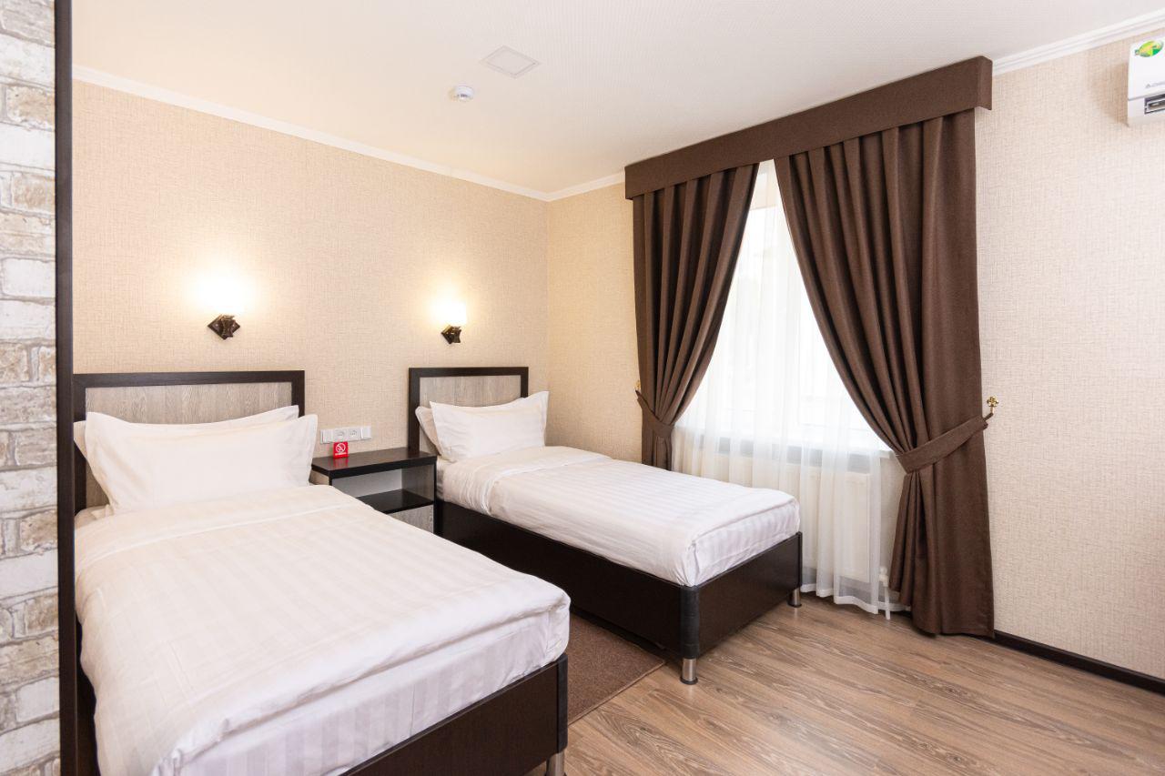 Фото отеля 2