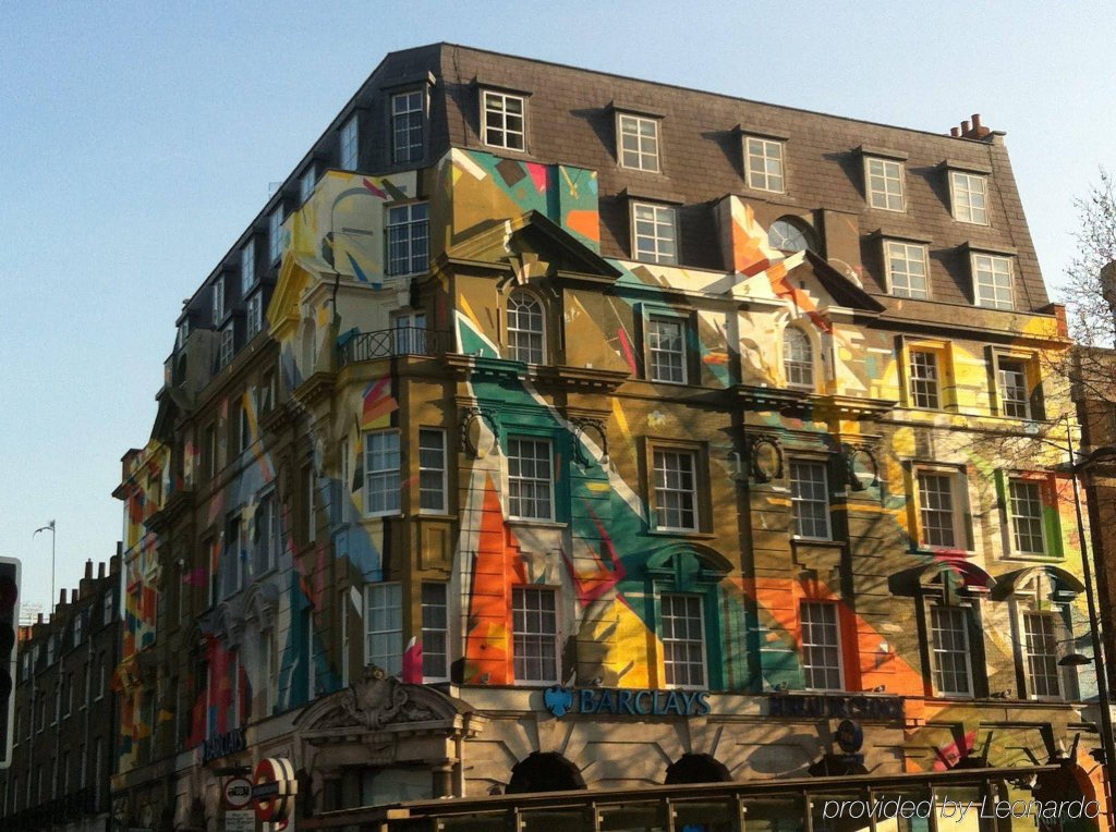 Фото отеля 1