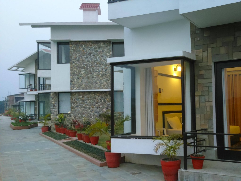 Фото Corbett Solitaire