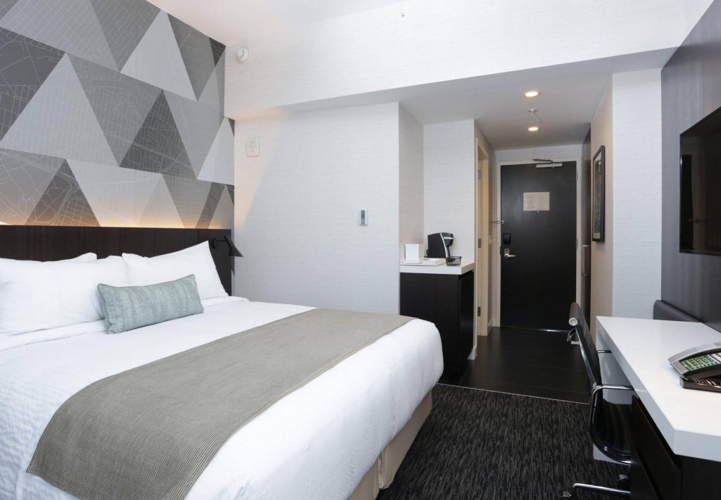 Фото Courtyard Long Island City/New York Manhattan View