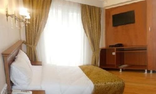 Фото Courtyard by Marriott Washington, DC/Foggy Bottom