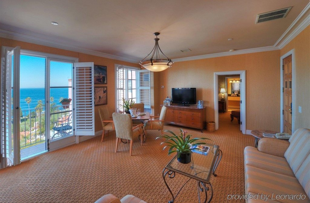 Фото La Valencia Hotel