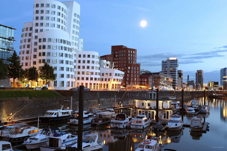 Фото Carathotel München City