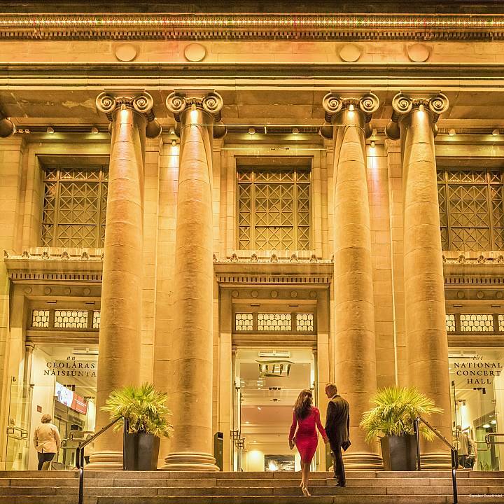 Фото Camden Court Hotel