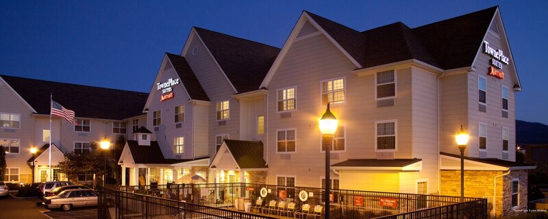 Фото TownePlace Suites by Marriott Medford