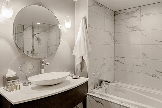 Фото Le Saint-Sulpice Hotel Montreal