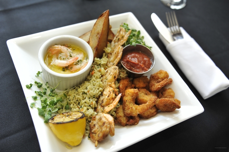 Фото Travelodge by Wyndham Hotel & Convention Centre Quebec City