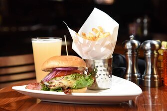 Фото Courtyard by Marriott Denver Downtown