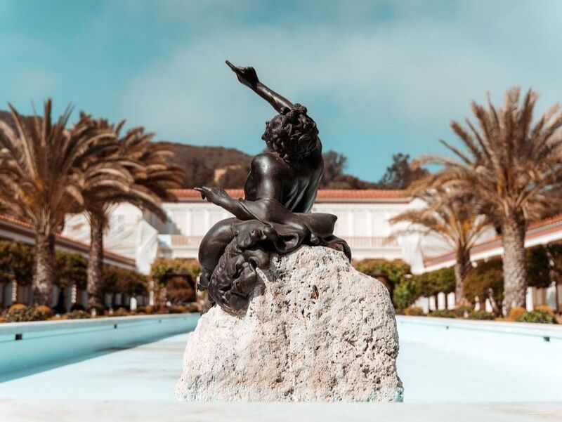 Фото Hotel Shangri La Santa Monica