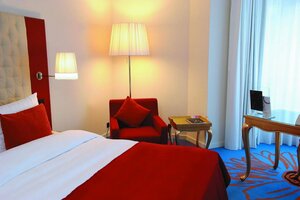 Гостиница Radisson Red Brussels