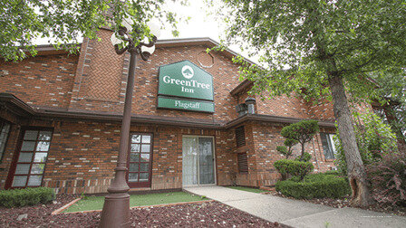 Гостиница GreenTree Inn & Suites in Pinetop