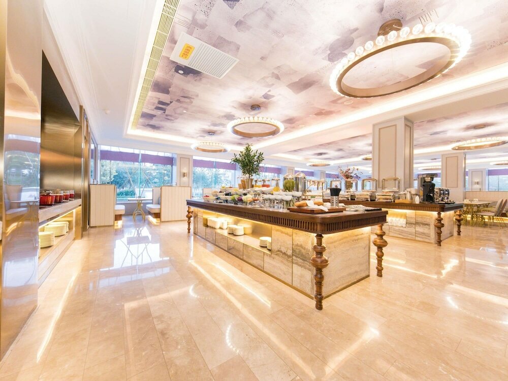 Фото Mercure Turpan Downtown
