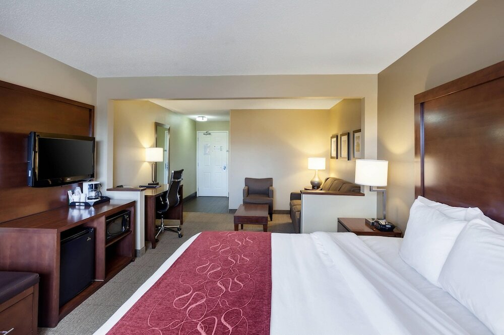 Фото Comfort Suites University