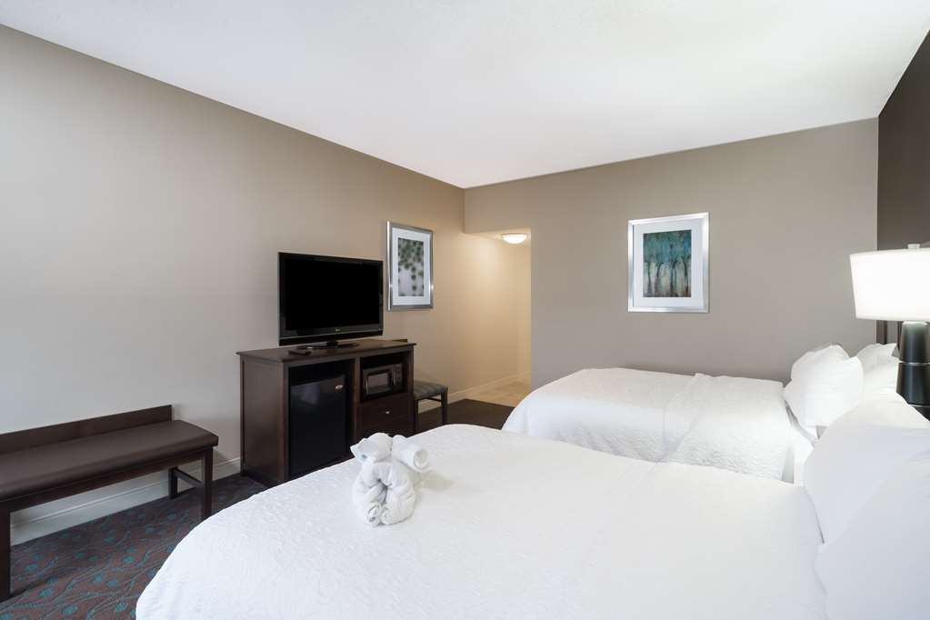 Фото Hampton Inn Terre Haute