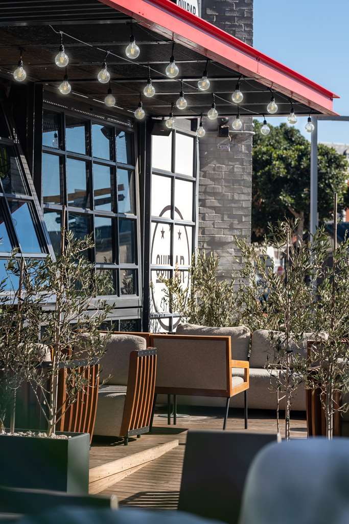 Фото Radisson Red Cape Town V&A Waterfront