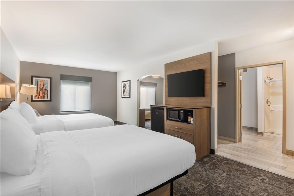 Фото Manchester Inn and Suites