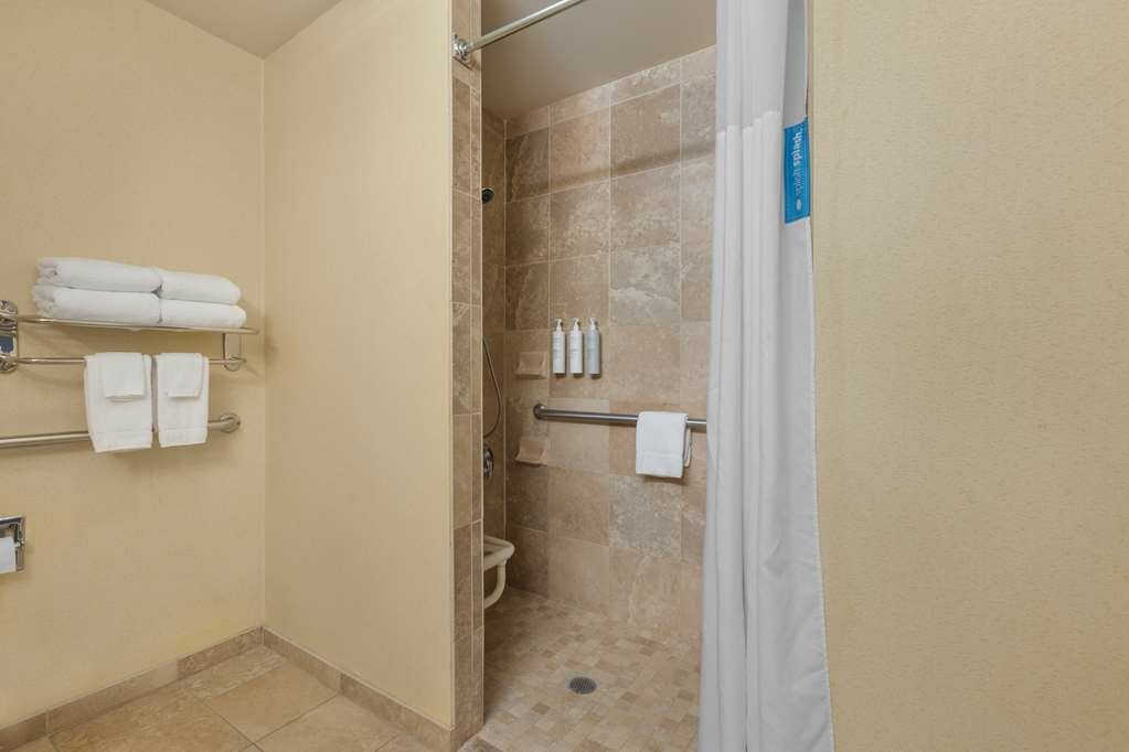 Фото Hampton Inn Pendleton