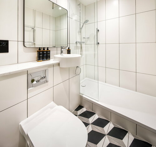 Гостиница Mount Royal Hotel Edinburgh by The Unlimited Collection в Эдинбурге