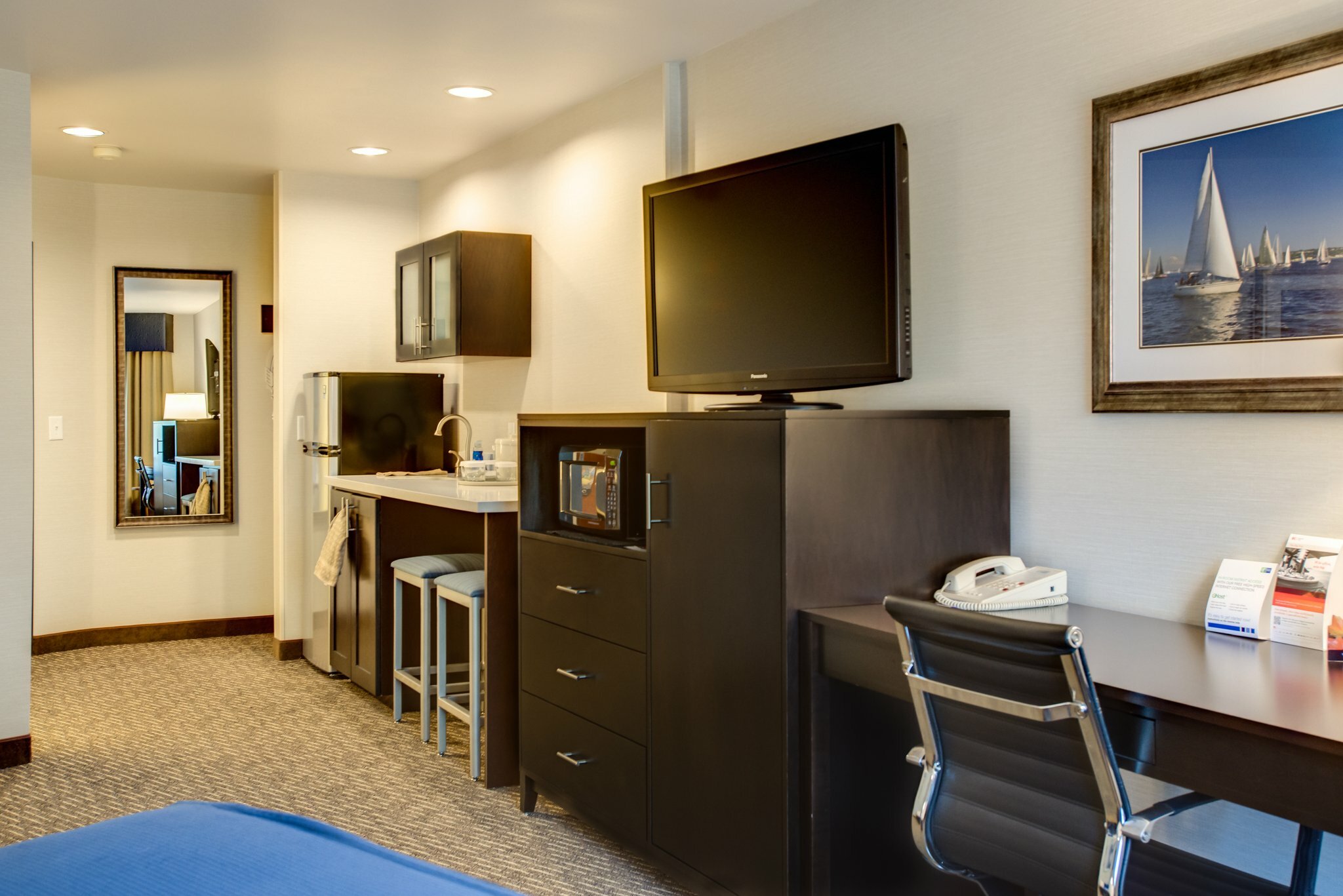 Фото Holiday Inn Express Bellingham, an Ihg Hotel