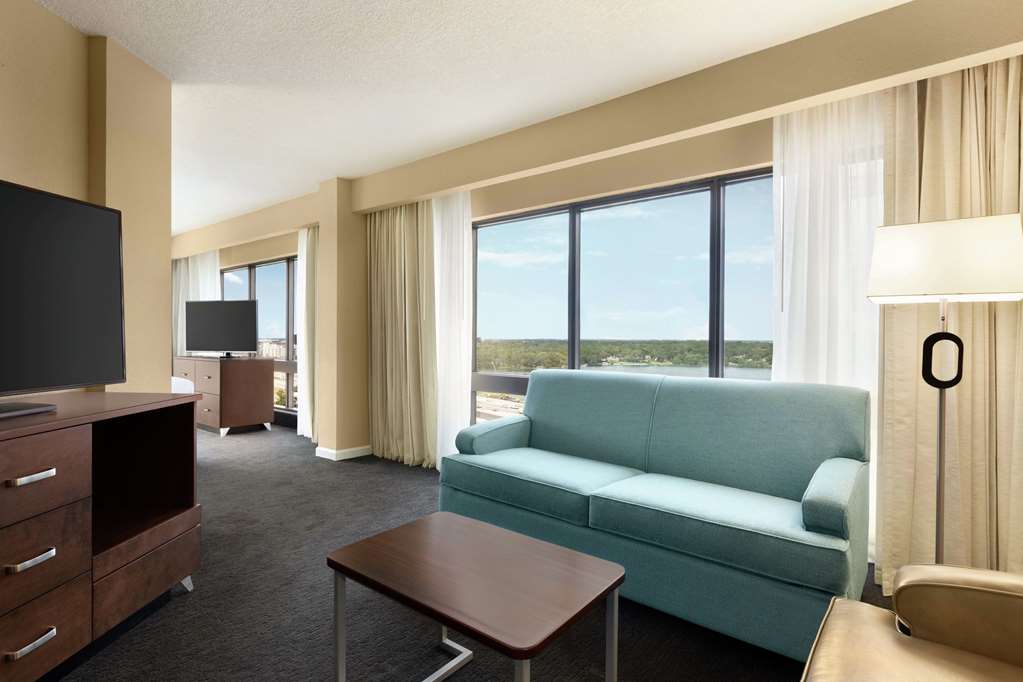 Фото Doubletree by Hilton Orlando Downtown