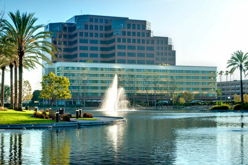 Гостиница Orange County Airport в Санта-Ане