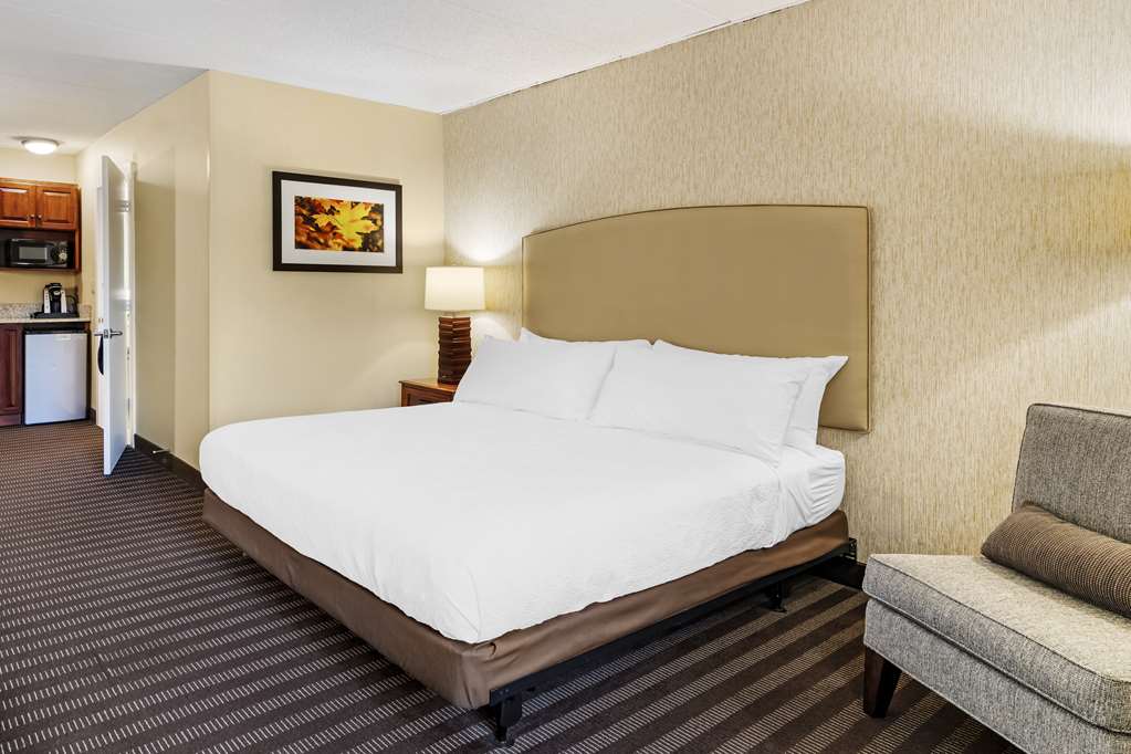 Фото Best Western Springfield Hotel