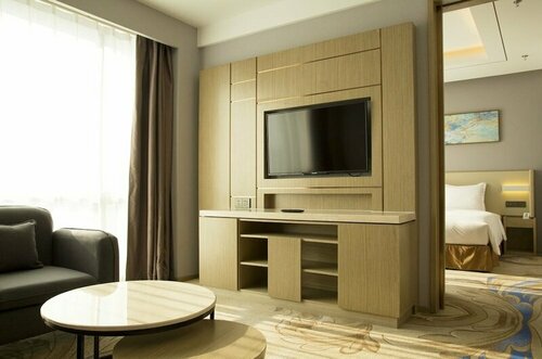 Гостиница Holiday Inn Express Anshan Downtown, an Ihg Hotel в Ляояне