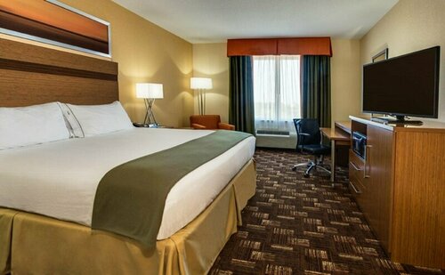 Гостиница Holiday Inn Express & Suites Fort Lauderdale Airport South, an Ihg Hotel в Дания Бич