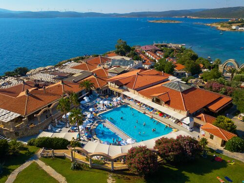 Гостиница Club Resort Atlantis в Сеферихисаре