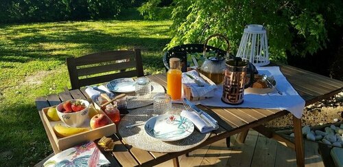 Гостиница Bohème Glamping Expérience в Жонзаке