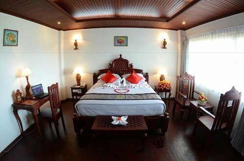 Гостиница Royal Naypyitaw Hotel в Нейпьидо