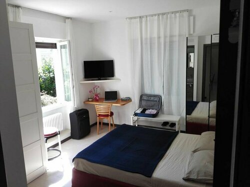 Гостиница B&b Rosa Blu в Комо